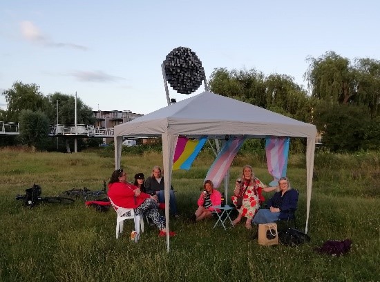 Group of Diamonds under a gazebo